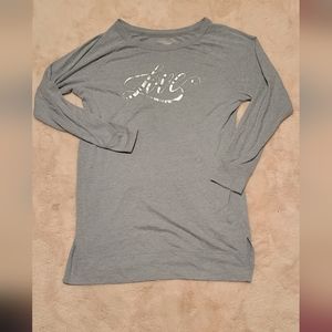 Victoria secret Sz S LOVE sleep shirt